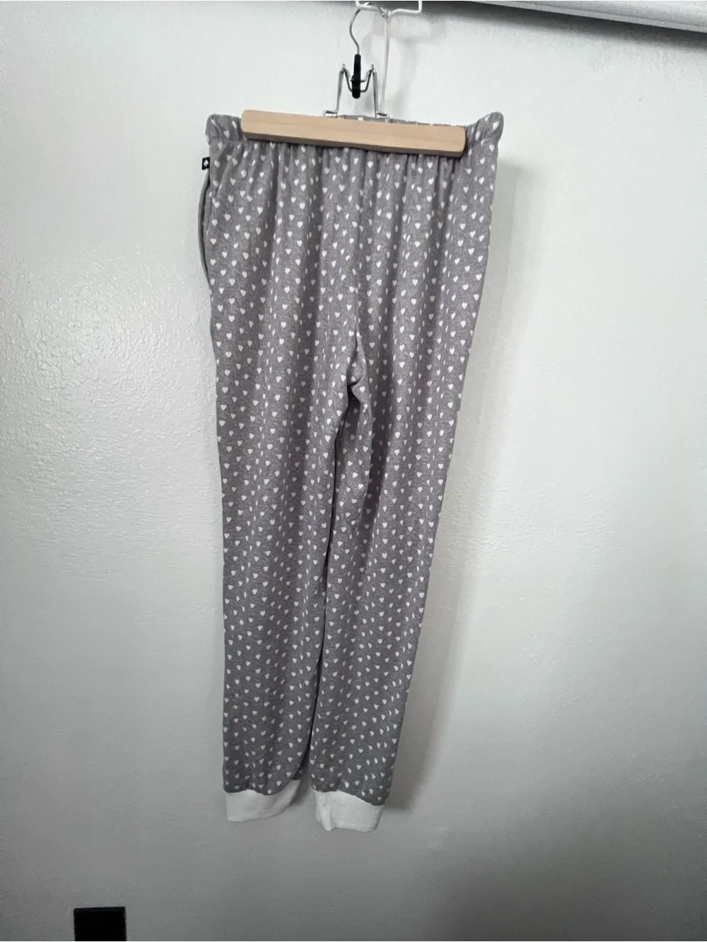 Kate Spade New York Grey and White Heart Print PJ Jogger Set Size M